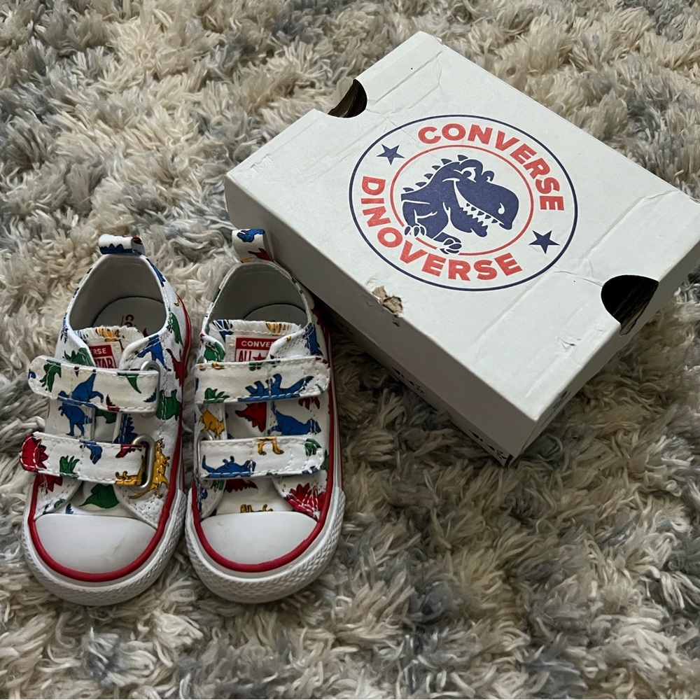 Converse Dinoverse Toddler Boys Size 6